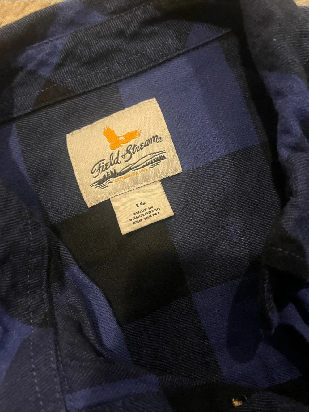 Men's Blue and Black Buffalo Plaid Button-Up Shirt large flannel